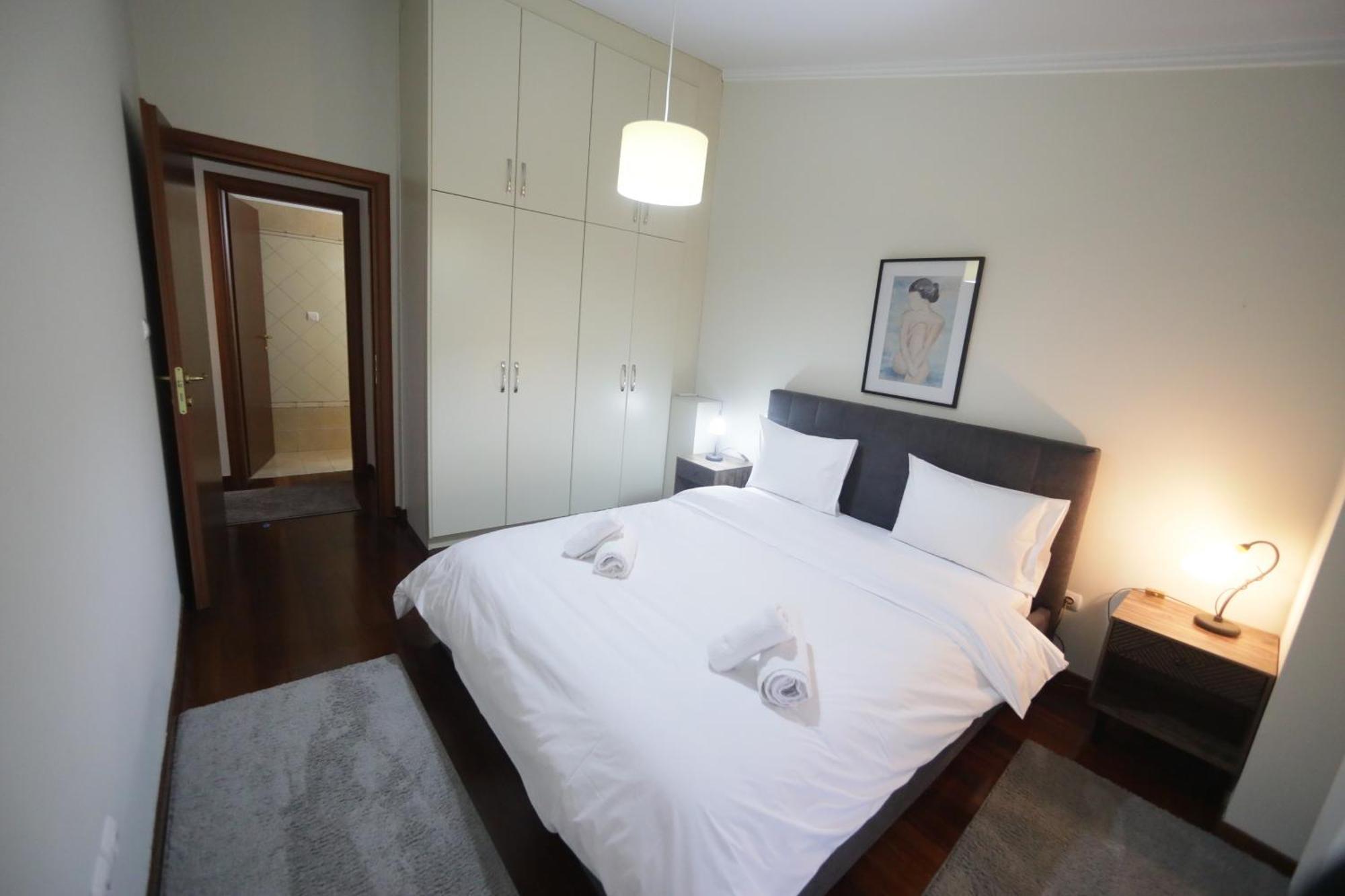 Lida'S Apartment Lake View كاستوريا المظهر الخارجي الصورة