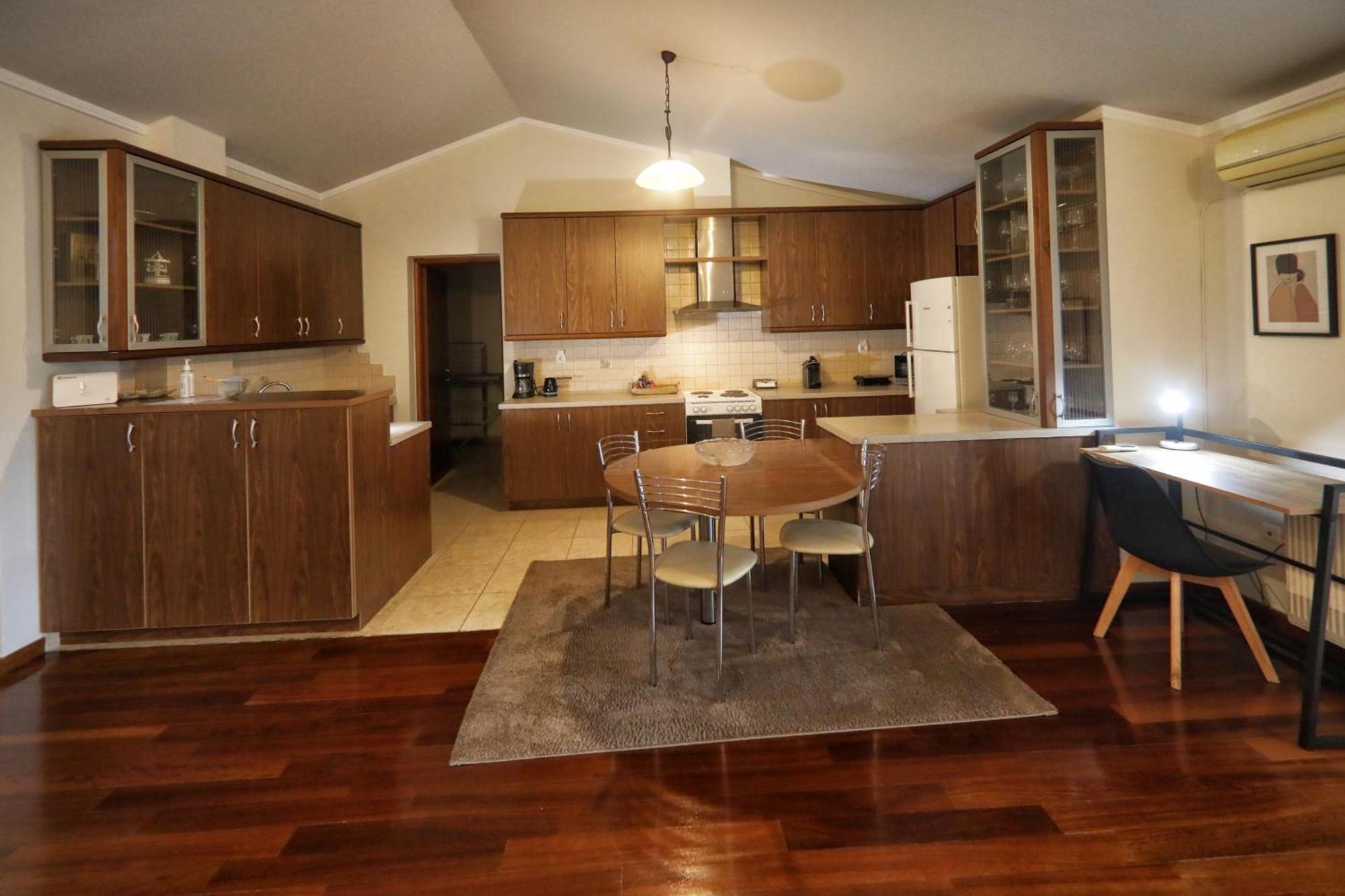 Lida'S Apartment Lake View كاستوريا المظهر الخارجي الصورة